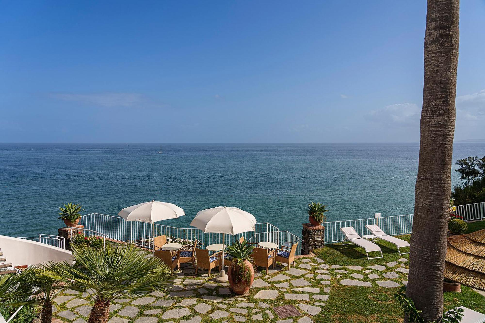 Continental Mare Isquia