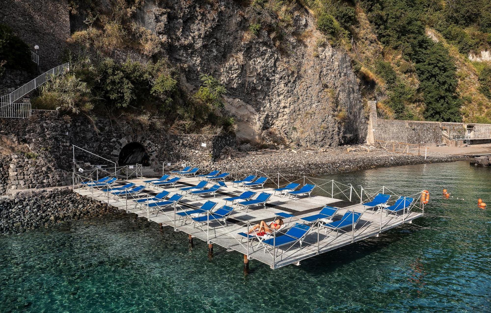 Continental Mare Isquia