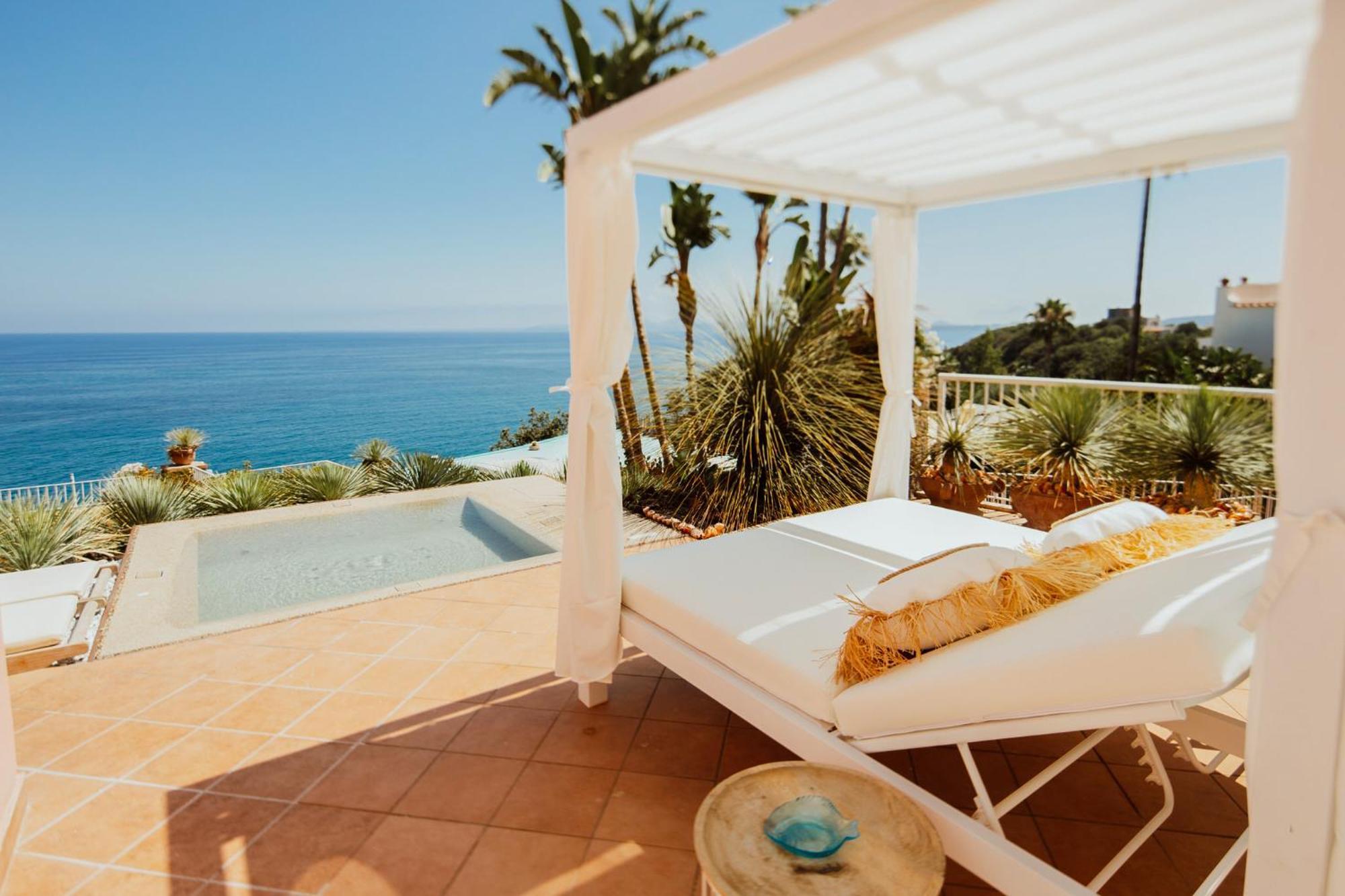 Continental Mare 4*