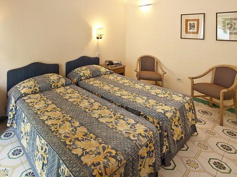 Continental Mare Hotel 4*