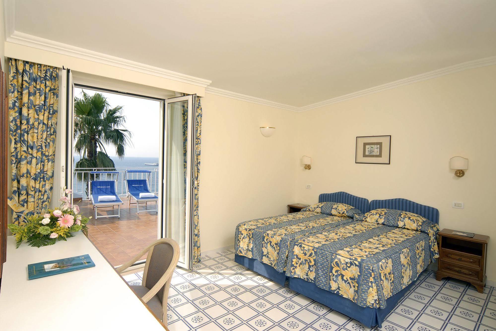Continental Mare 4* Ísquia