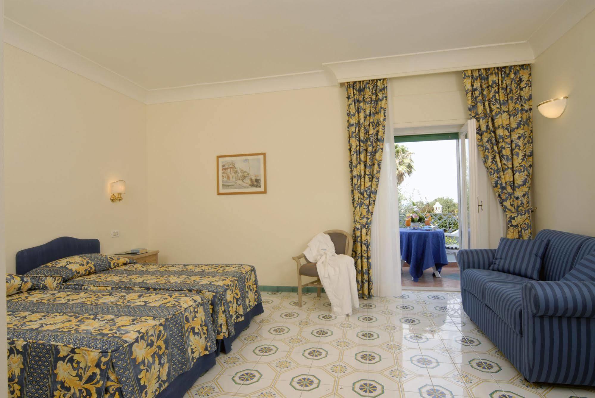 Continental Mare Hotel Ísquia